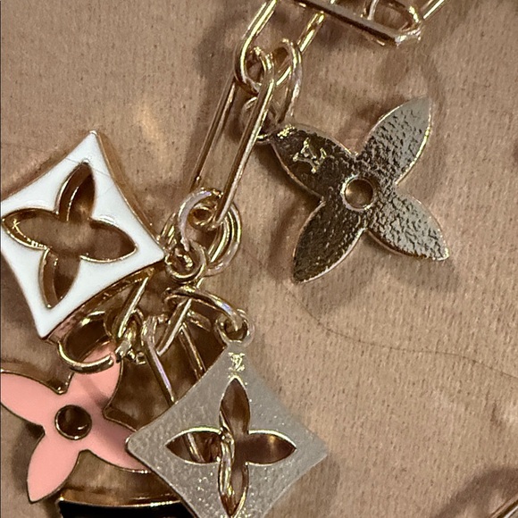 Elegant Multicolor Charm Bracelet 14k gold plated - Picture 4 of 6